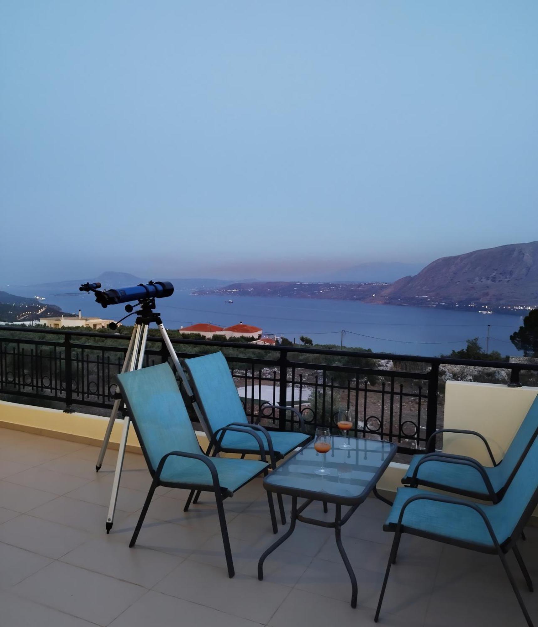 Souda Bay View With Private Pool Near Chania City Exteriér fotografie